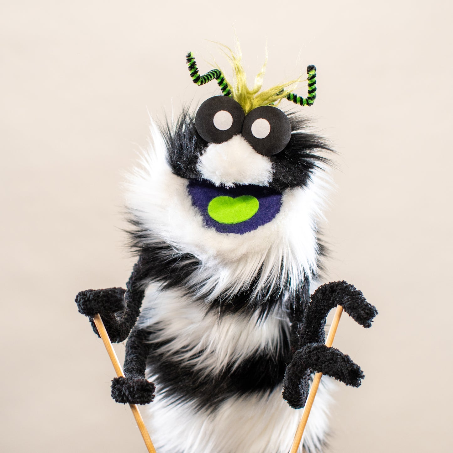 BEEtlejuice - Hand & Rod  Puppet