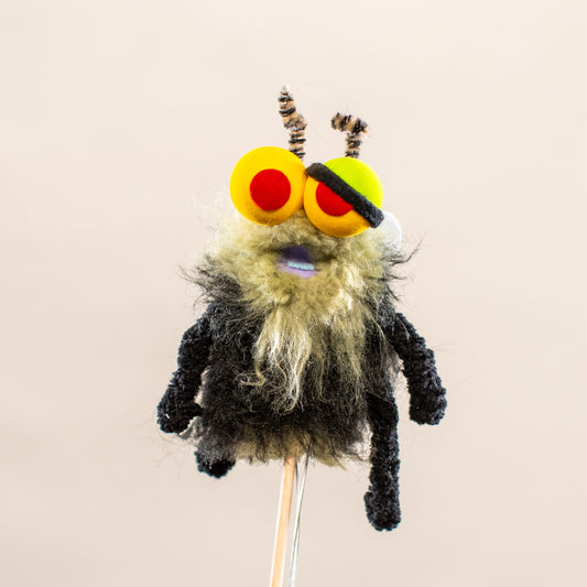 Tiny Zombee (Finger Puppet)